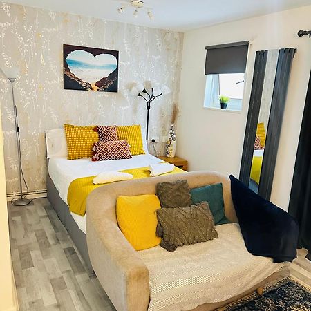 Studio Apartment In London, Bethnal Green Zewnętrze zdjęcie