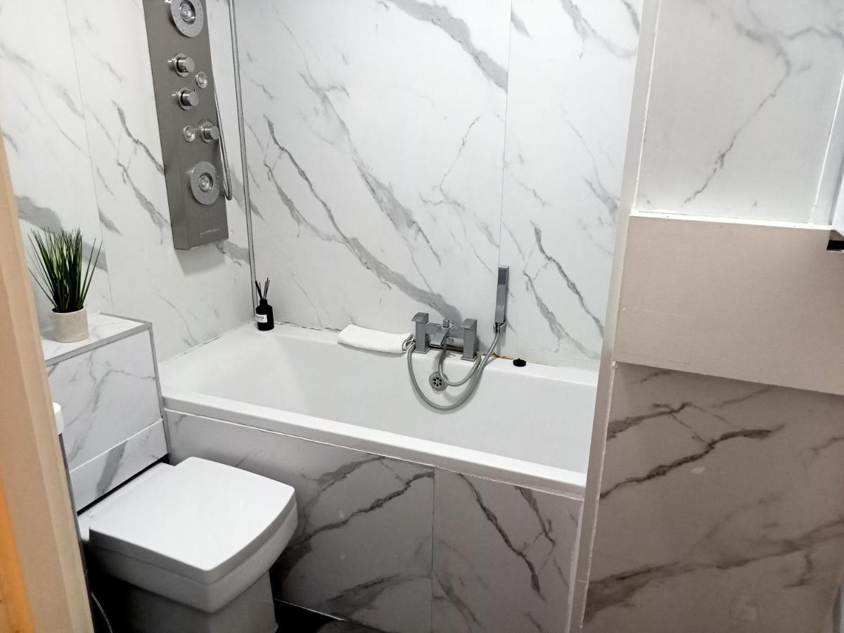 Studio Apartment In London, Bethnal Green Zewnętrze zdjęcie