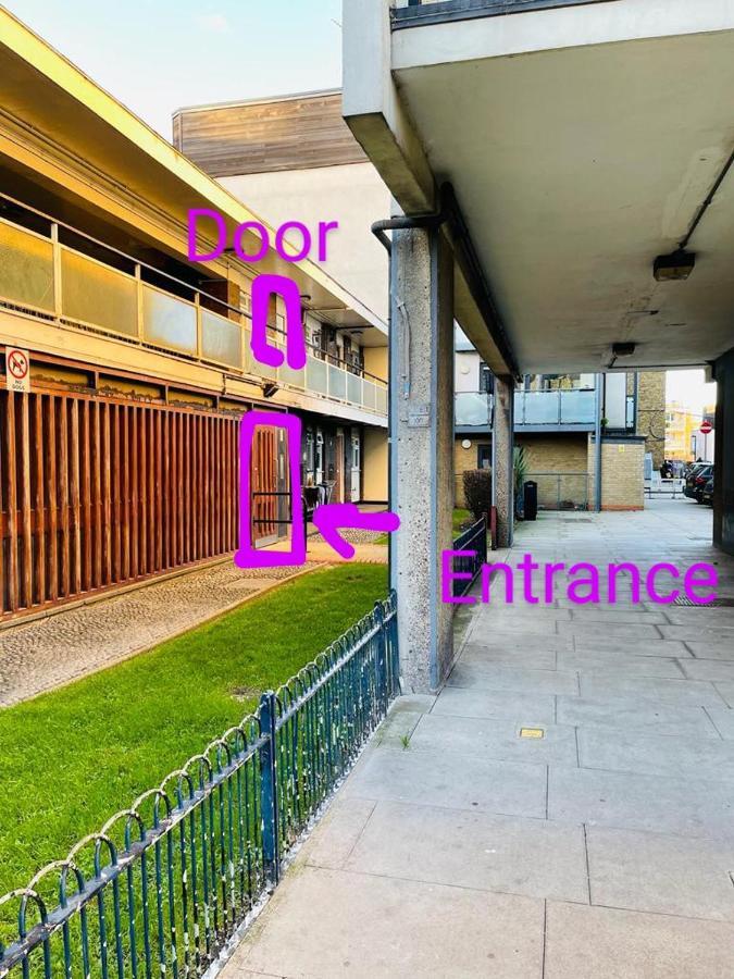 Studio Apartment In London, Bethnal Green Zewnętrze zdjęcie