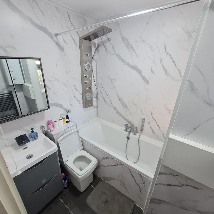 Studio Apartment In London, Bethnal Green Zewnętrze zdjęcie