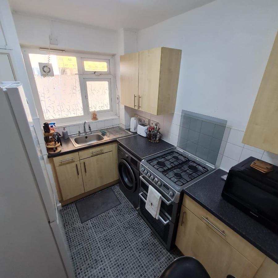 Studio Apartment In London, Bethnal Green Zewnętrze zdjęcie