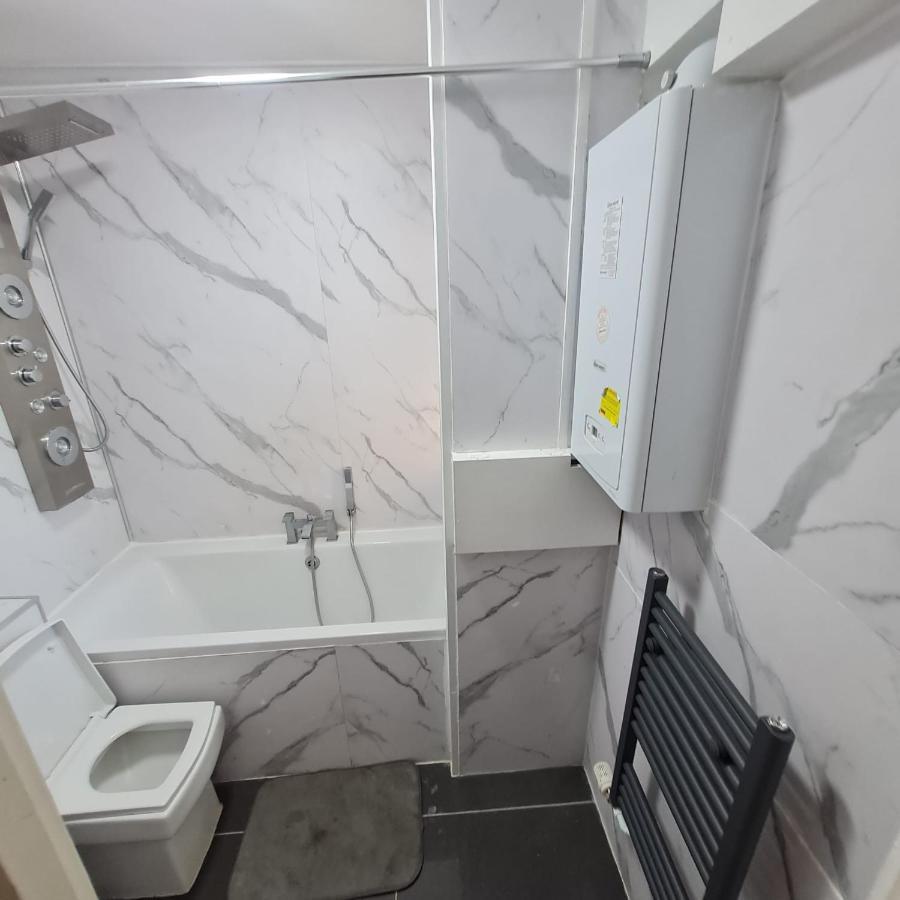 Studio Apartment In London, Bethnal Green Zewnętrze zdjęcie