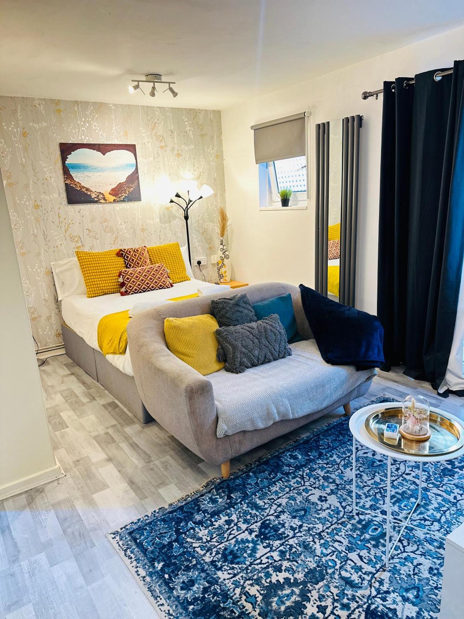 Studio Apartment In London, Bethnal Green Zewnętrze zdjęcie